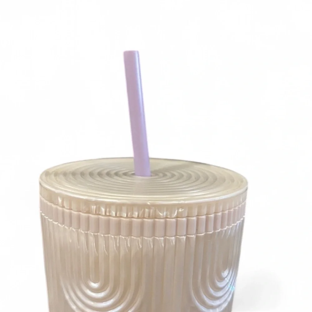 NWT Starbucks Venti Mermaid Scale Iridescent Cold Cup Tumbler 24 oz Purple Straw